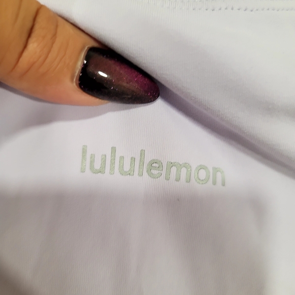 New LULULEMON Relaxed Fit  Pace Crush Cross-Back Graphic T-Shirt Size Small - Picture 7 of 17